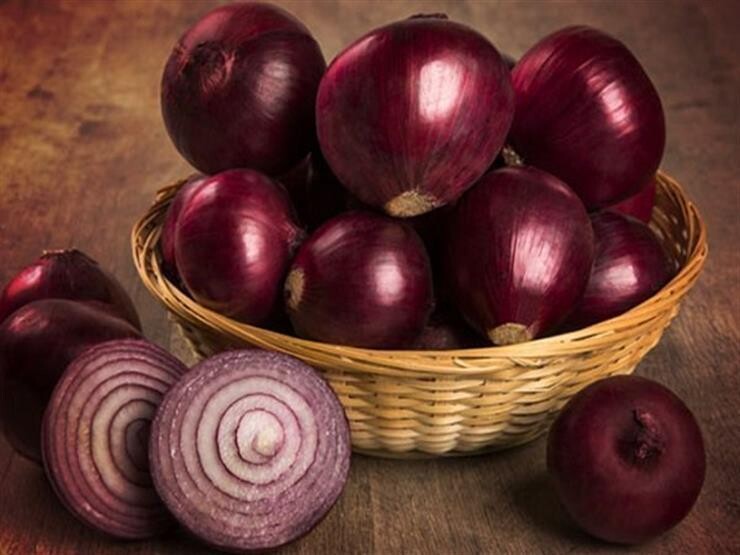 RED ONION بصل احمر