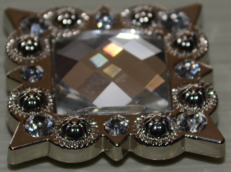 White bling on square shape
