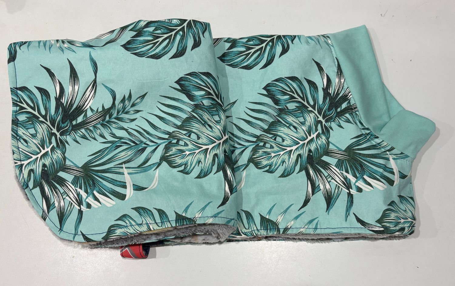Coat Aqua Leaves