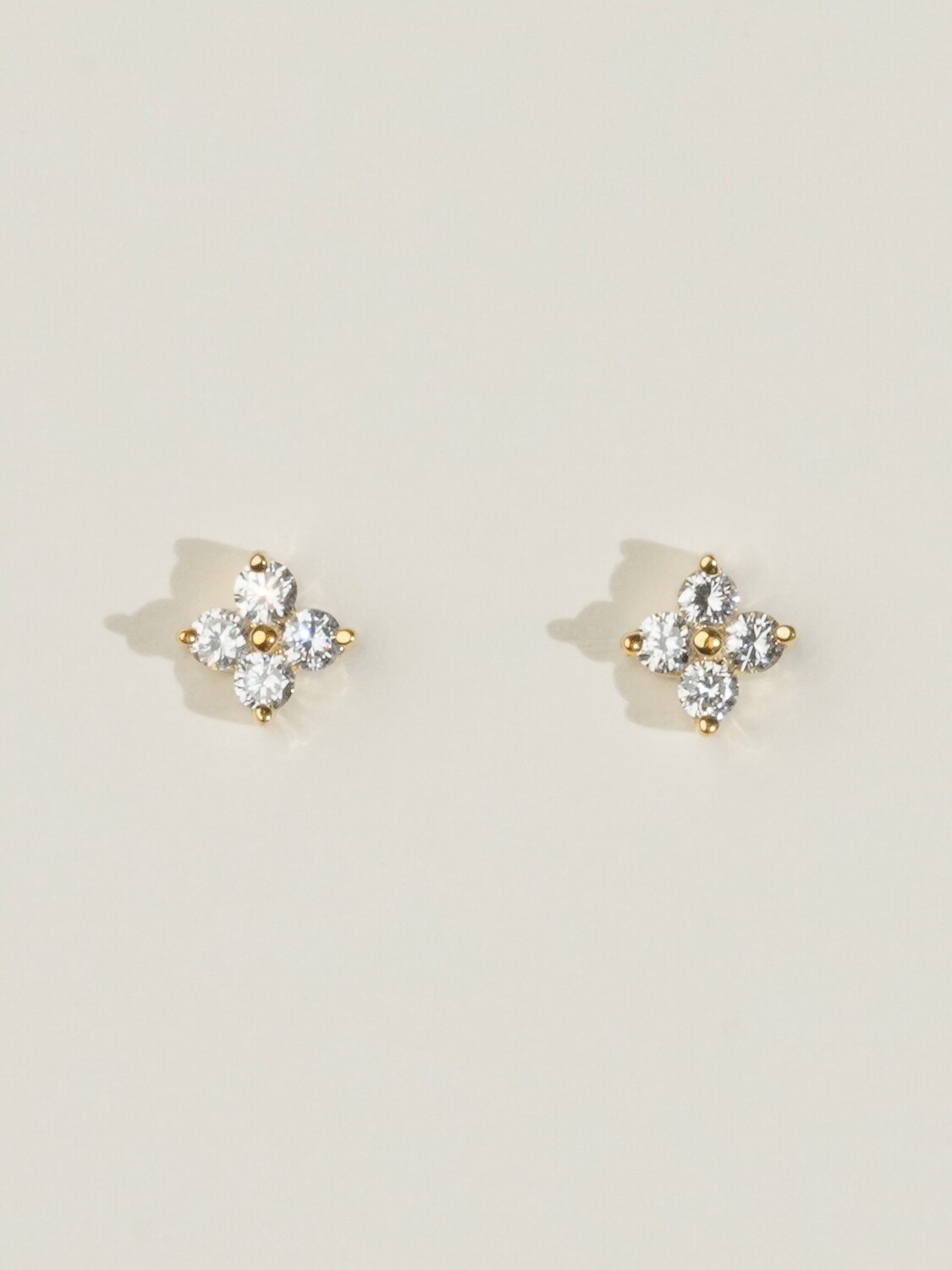 Clover Stud