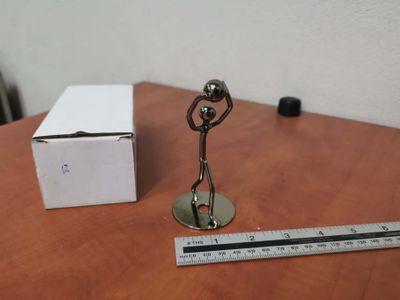 Metal ornament soccer 001