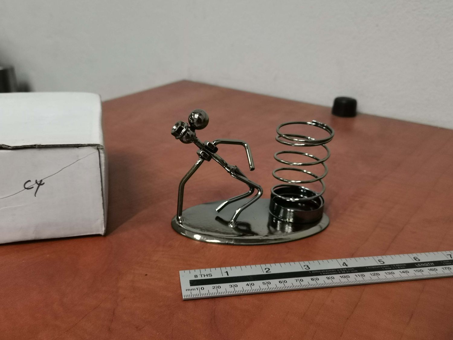 Metal ornament soccer C4