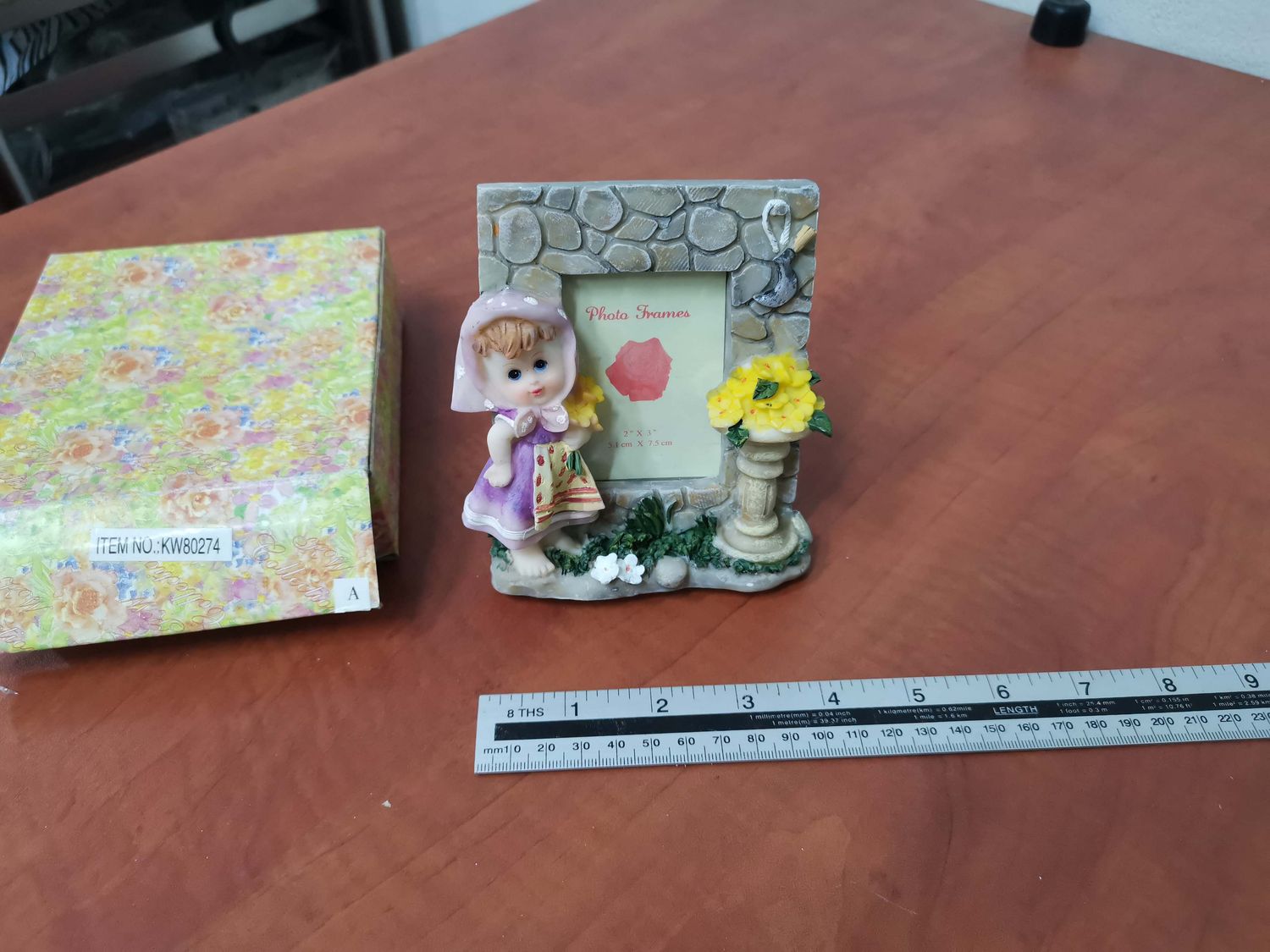 Porcelain photo frame 001