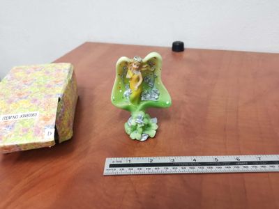 Porcelain mermaid 001