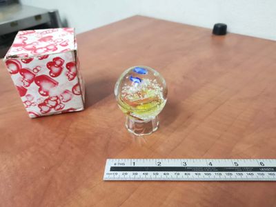 Glass round fish ball