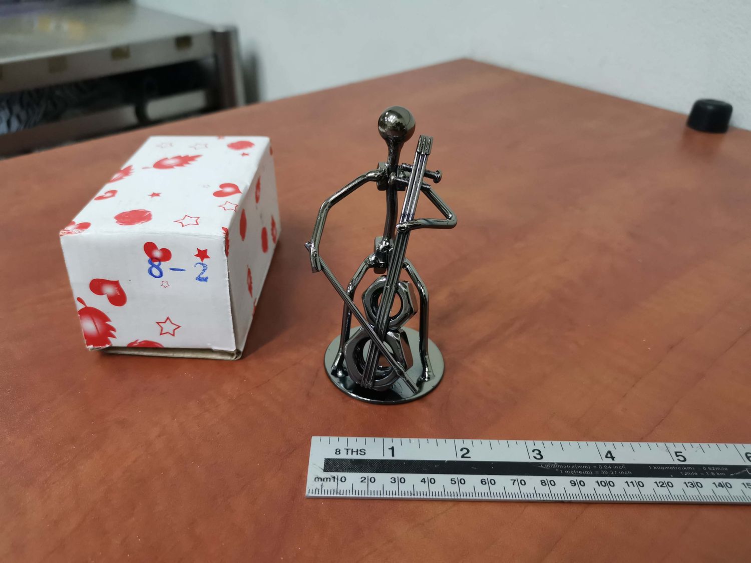 Metal ornament small 8-2