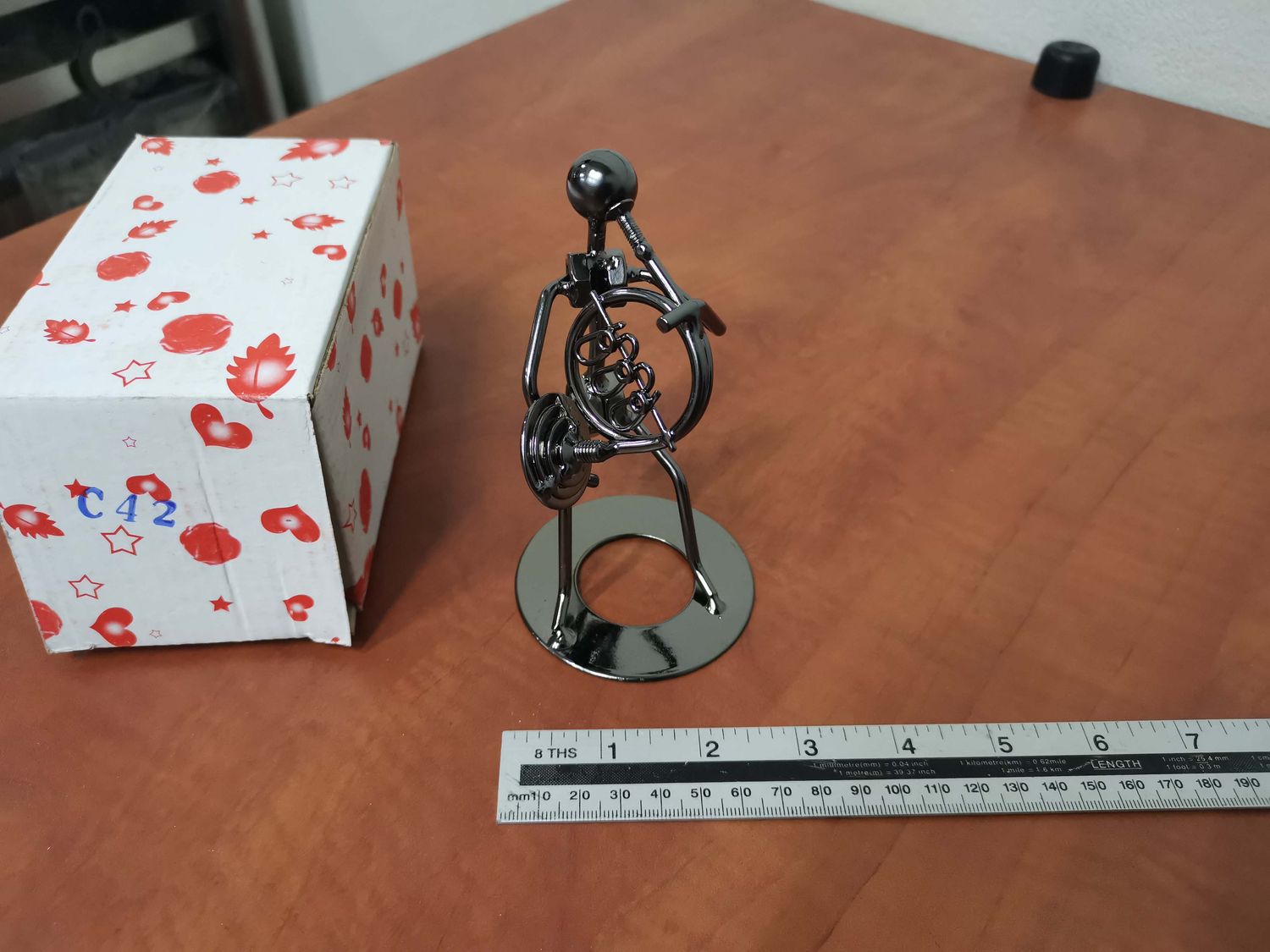 Metal ornament large C42