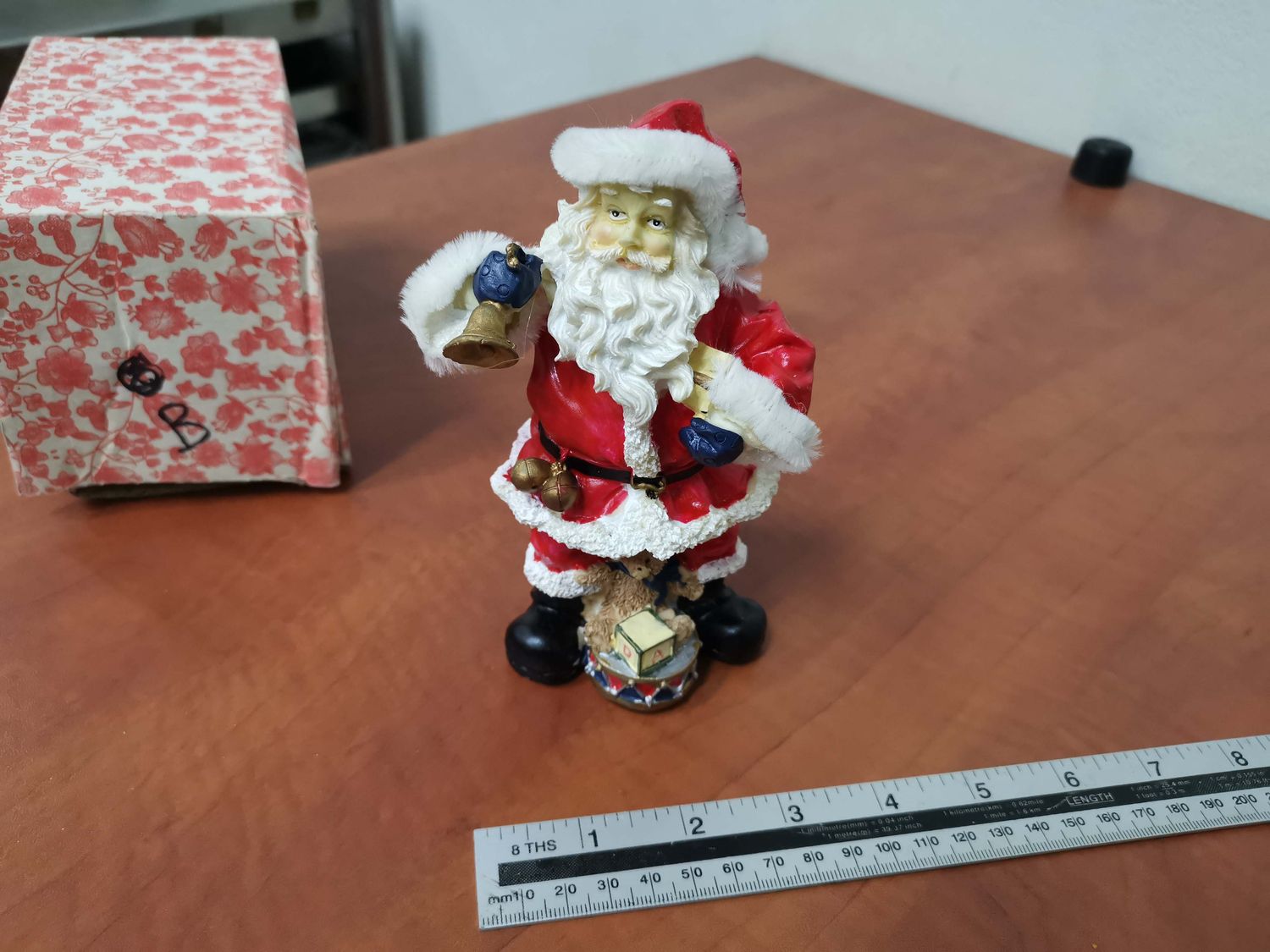 Porcelain father Christmas B