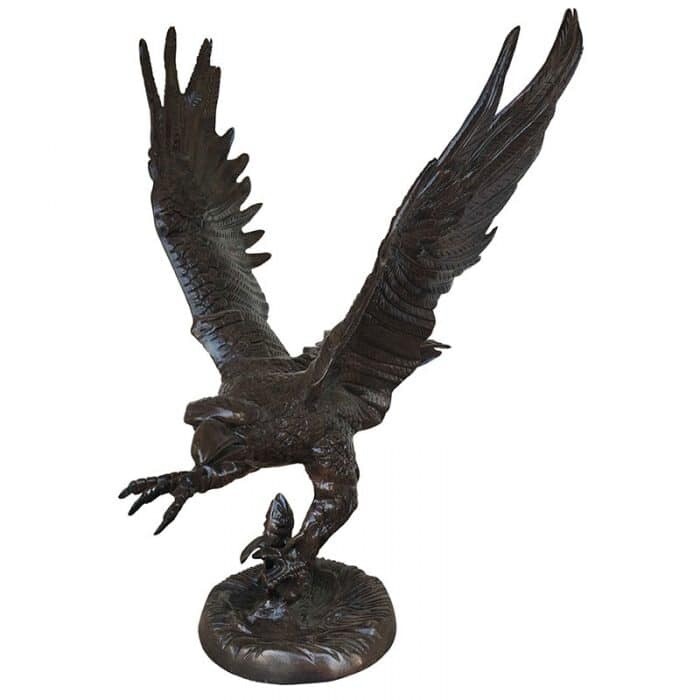 ​Large Eagle On Dish
