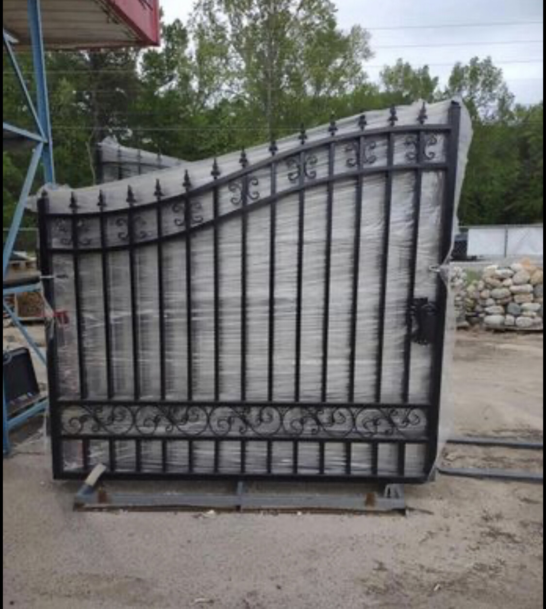 Custom Plain Gates