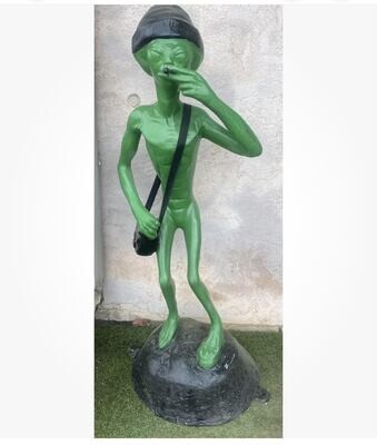 Alien smoking aluminum statue