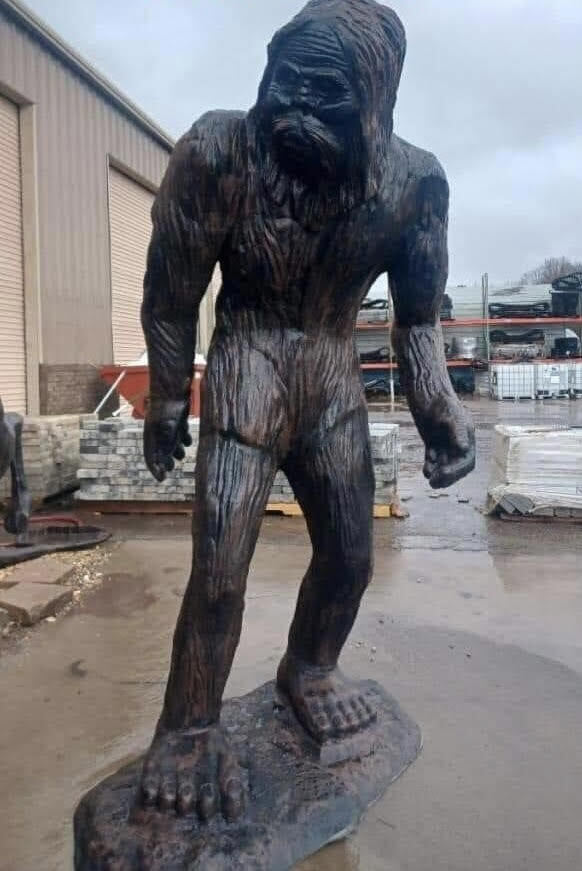 8 Ft Big foot (Sasquatch)