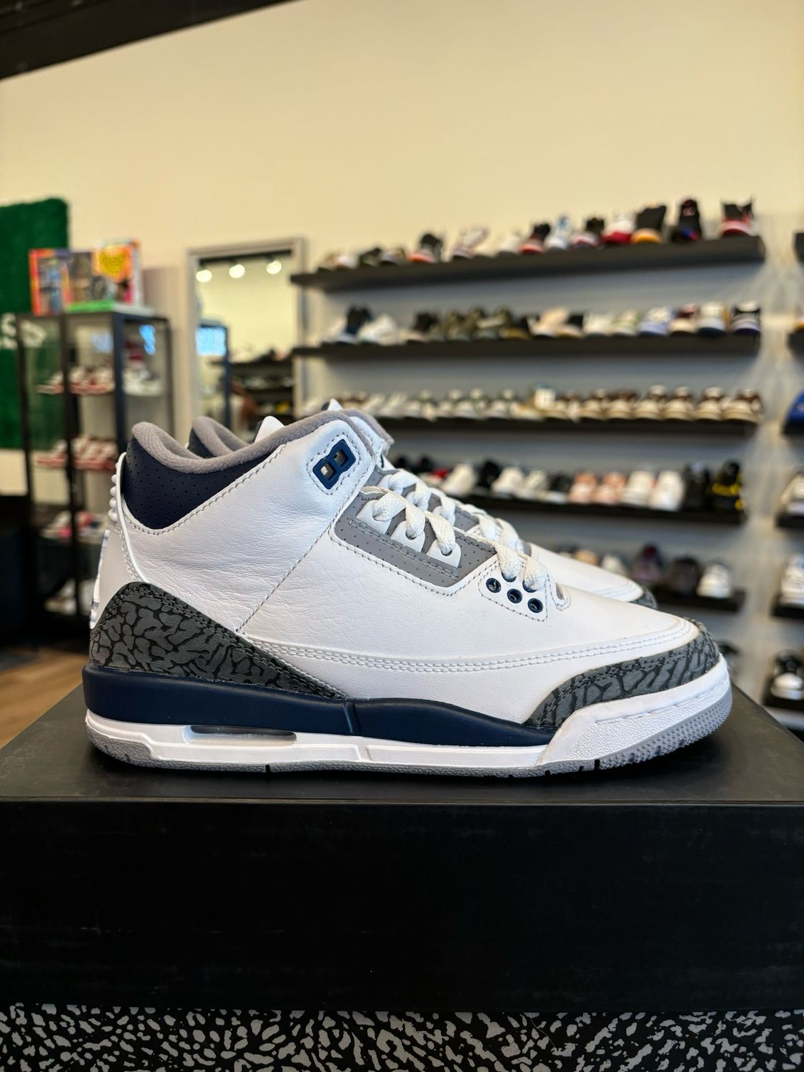 Jordan 3 Midnight Navy size 4Y (5.5W) Brand New