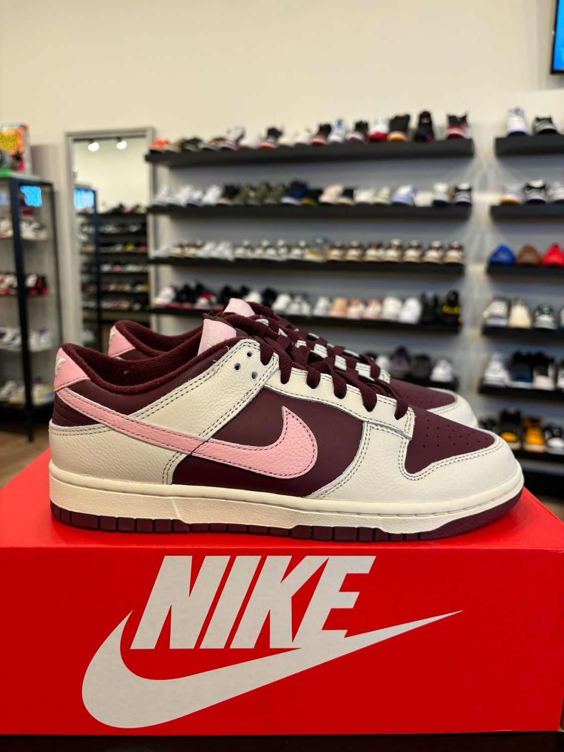 Nike Dunk Low Valentine&#39;s Day Size 8 (9.5W) Brand New