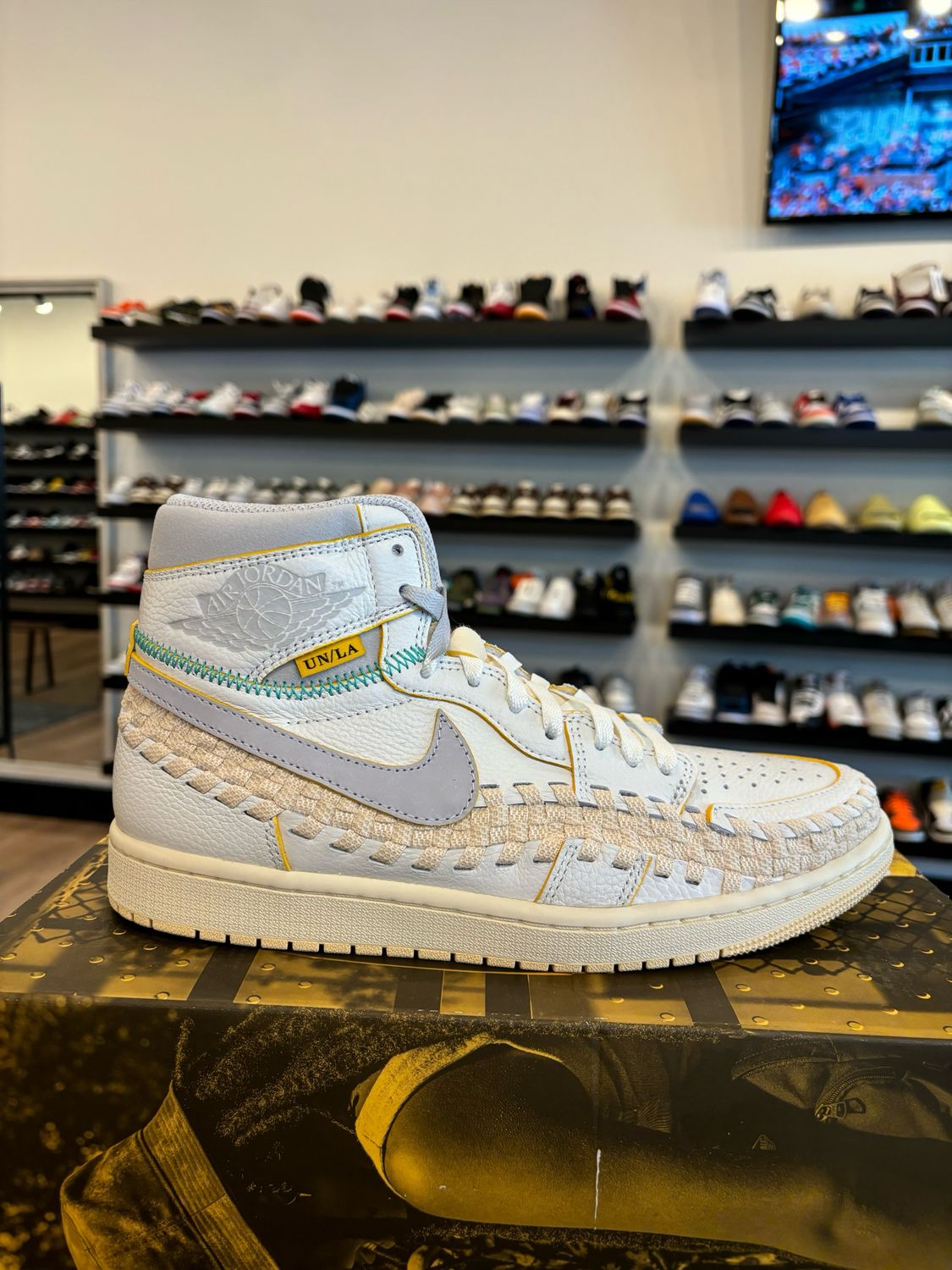 Jordan 1 Union Beauty Supply Size 10 Brand New