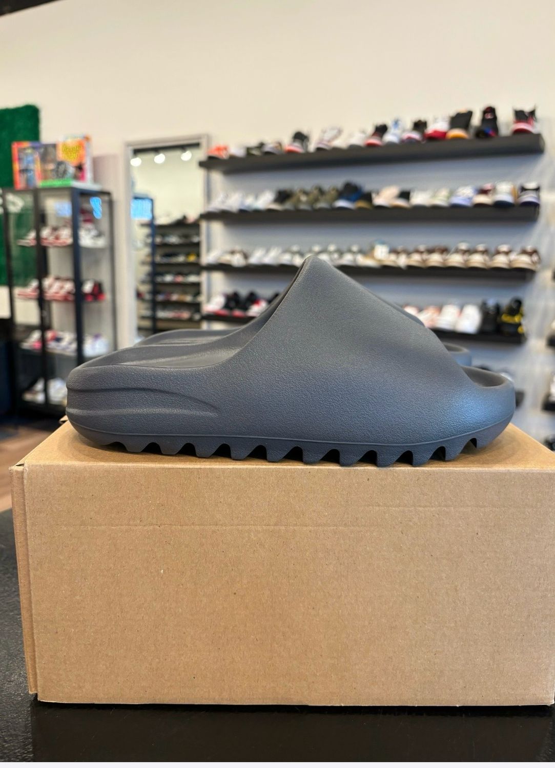 Yeezy Slide Slate Grey Size 5 (6.5W) Brand New