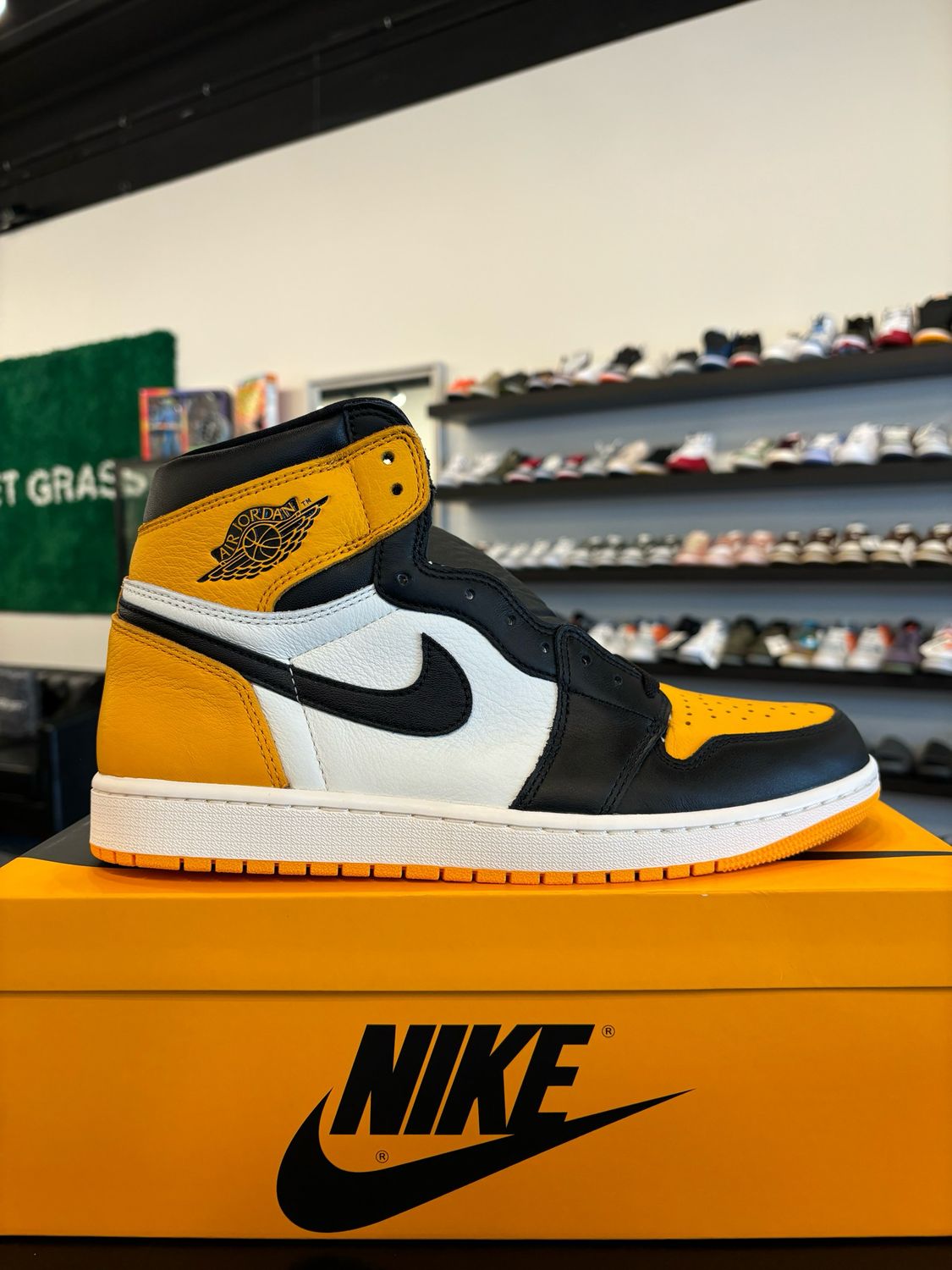 Jordan 1 Taxi Size 11 Brand New