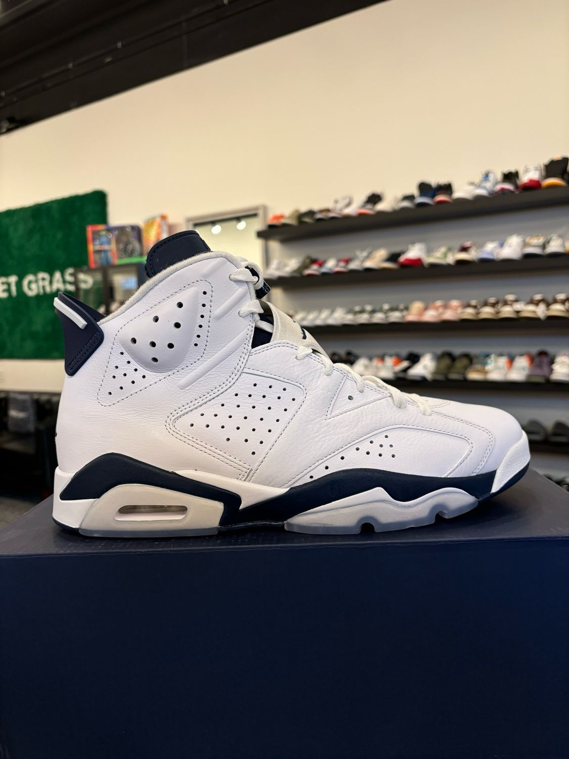 Jordan 6 Midnight Navy Size 12 Brand New