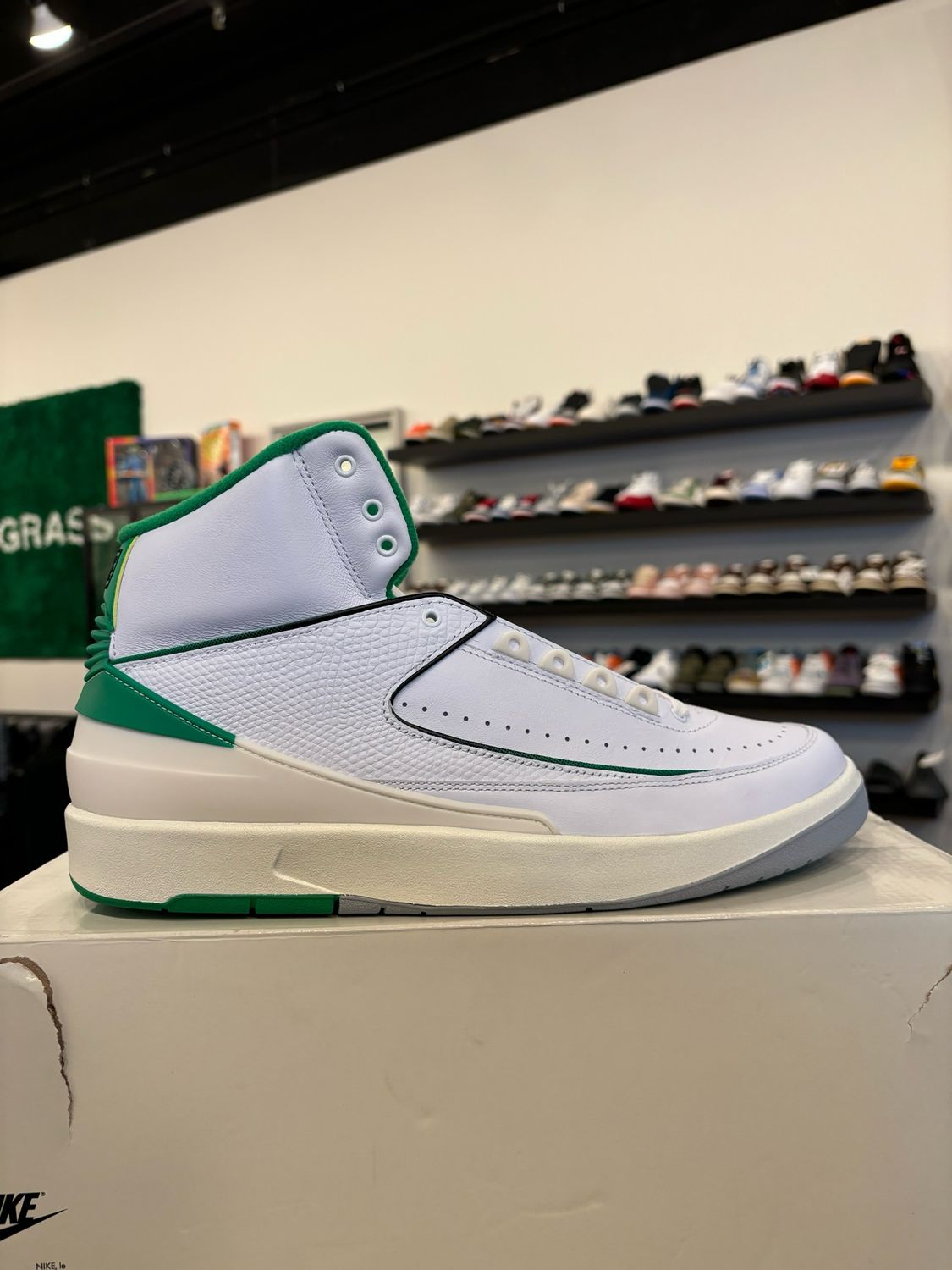 Jordan 2 White Green Size 12 Brand New