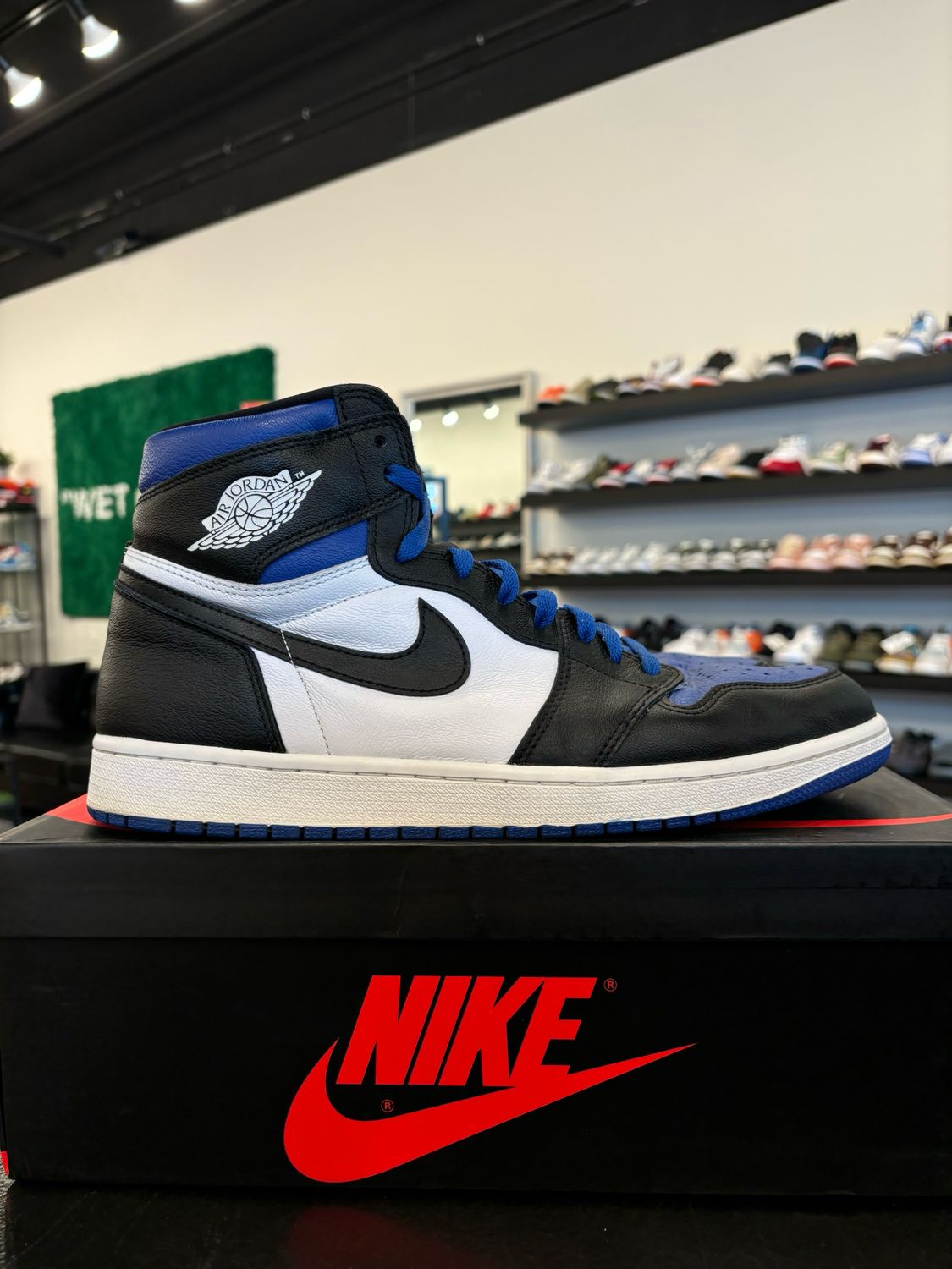 Jordan 1 Royal Toe Size 12 Pre-Owned
