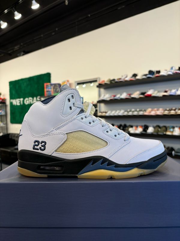 Jordan 5 A Ma Maniere Dawn Size 9 (10.5W) Brand New