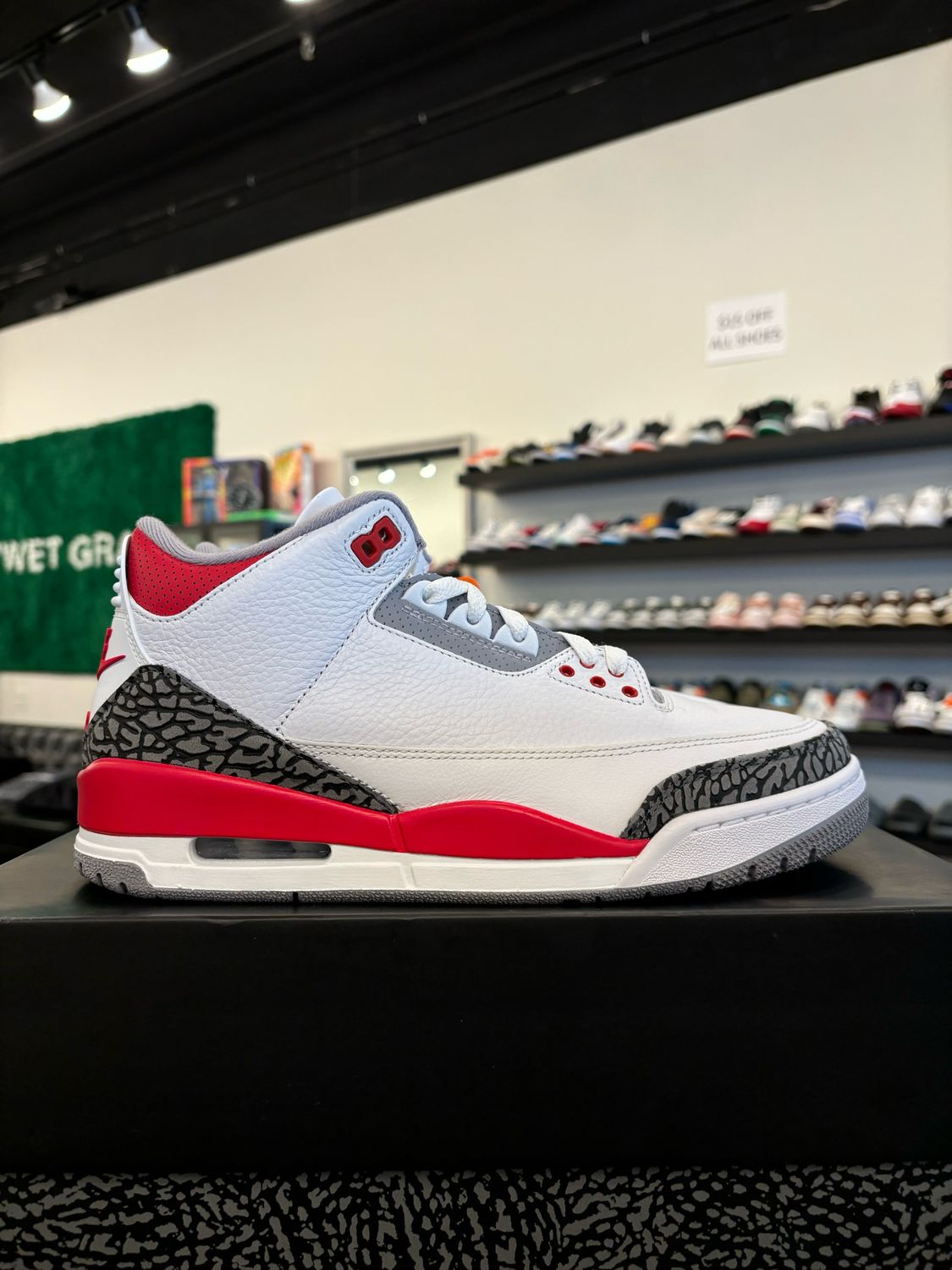 Jordan 3 Fire Red 2022 Size 9 Brand New