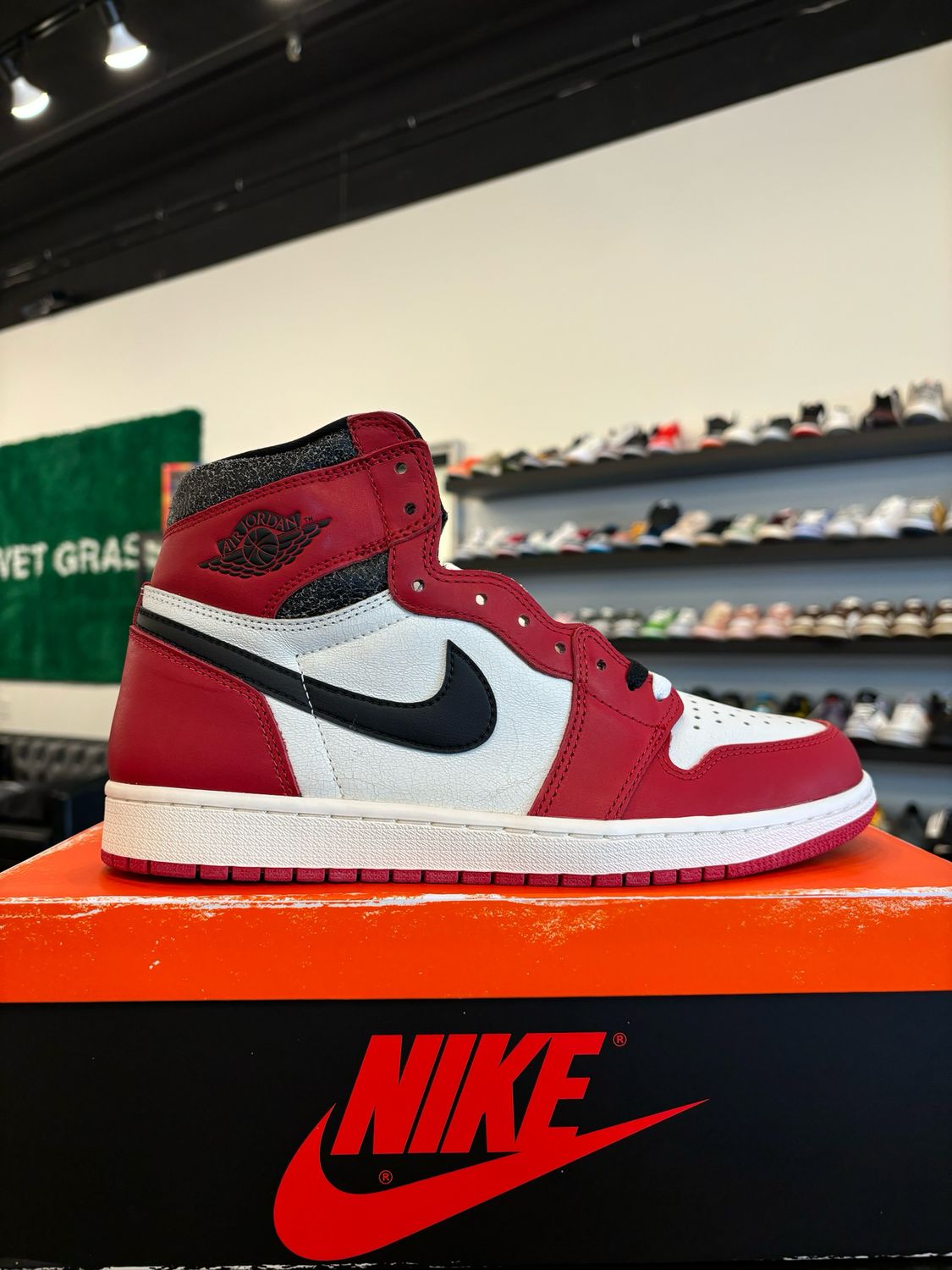 Jordan 1 Lost and Found Size 10 Brand new