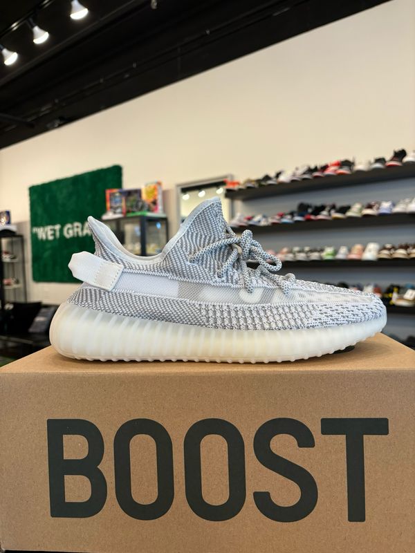 Yeezy 350 V2 Static Non-Reflective Size 9.5 Brand New