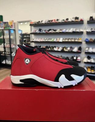 Jordan 14 Toro Red Size 8.5 Pre-Owned