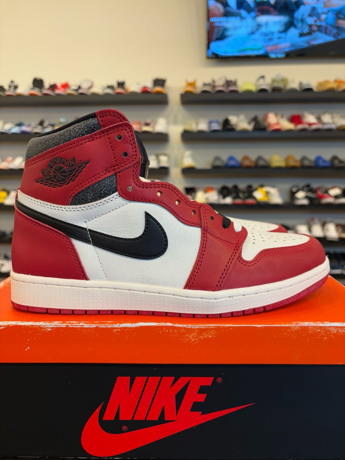 Jordan 1 Lost and Found Size 9.5 Brand New
