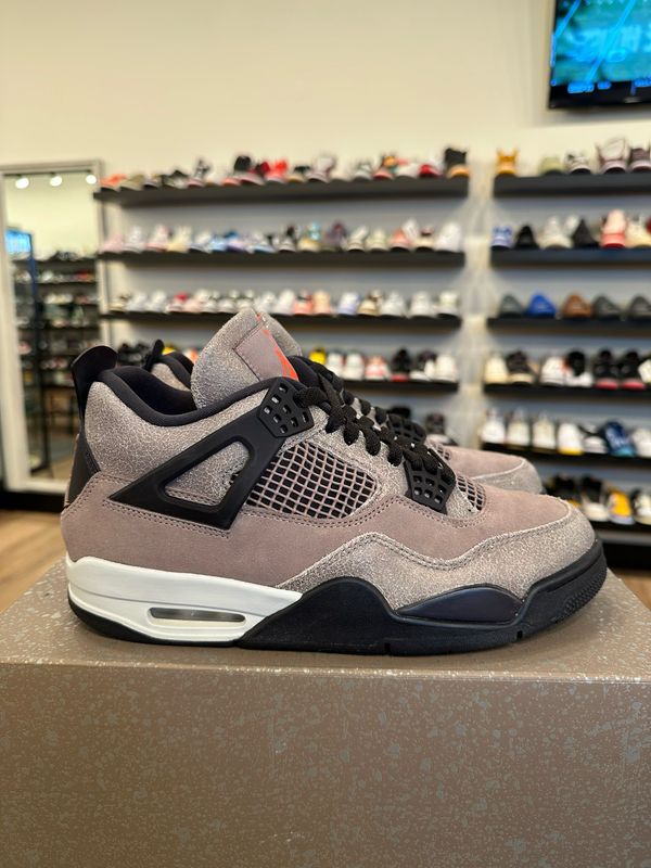 Jordan 4 Taupe Haze Size 8.5 Pre-Owned