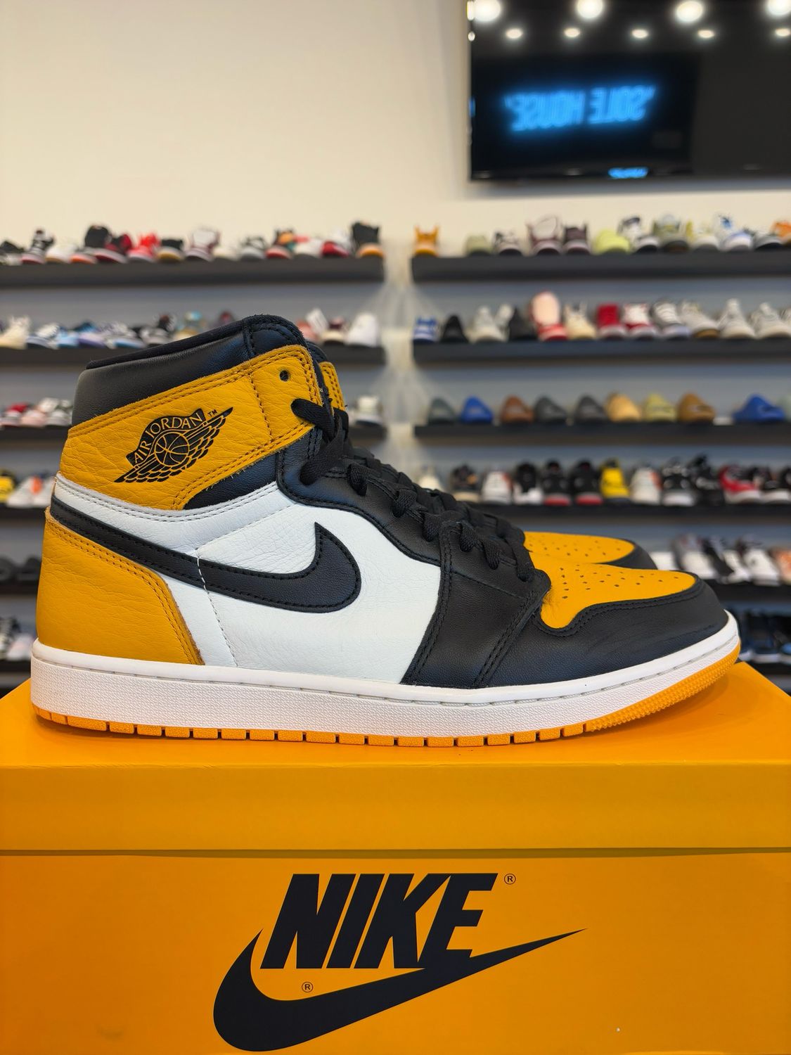 Jordan 1 Taxi Size 11.5 Pre-Owned