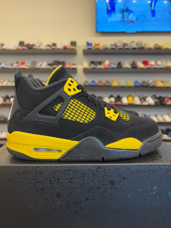 Jordan 4 Yellow Thunder Size 5Y (6.5W) Brand New