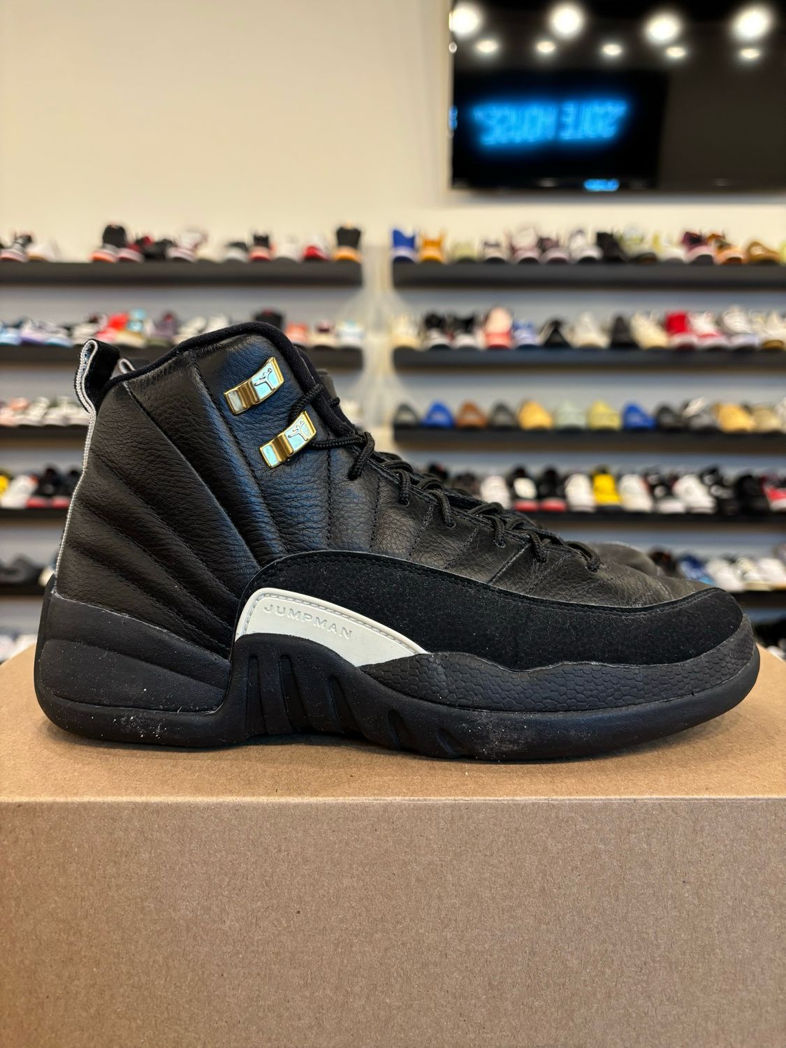 Jordan 12 Master Size 5.5Y Pre-Owned (No Box)
