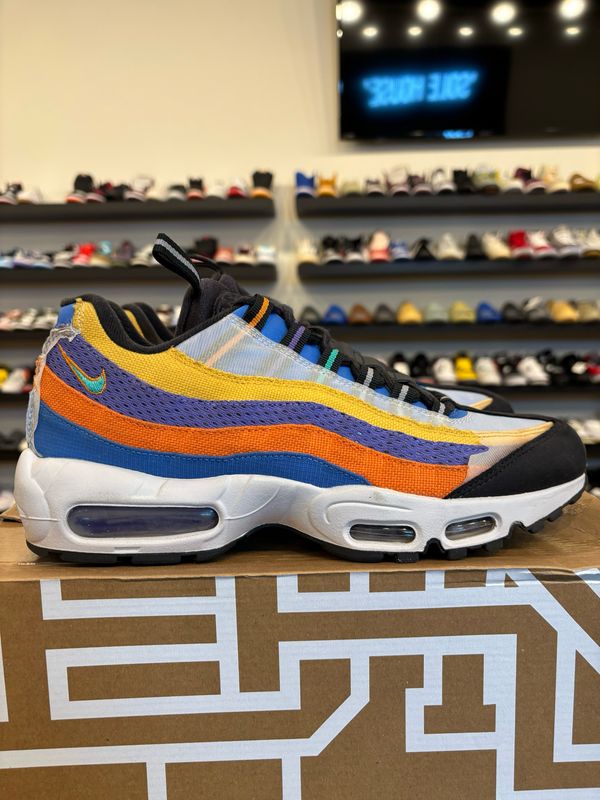 Nike Air Max 95 BHM Size 9.5 Pre-Owned