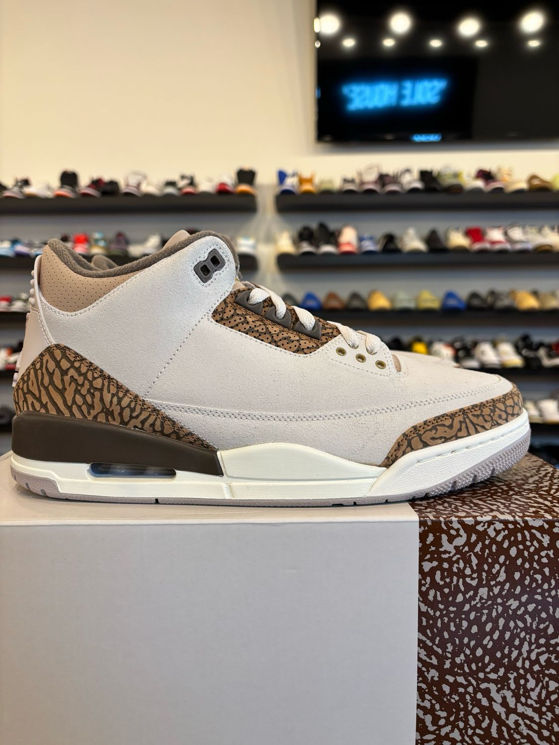 Jordan 3 Palomino Size 10.5 Brand New