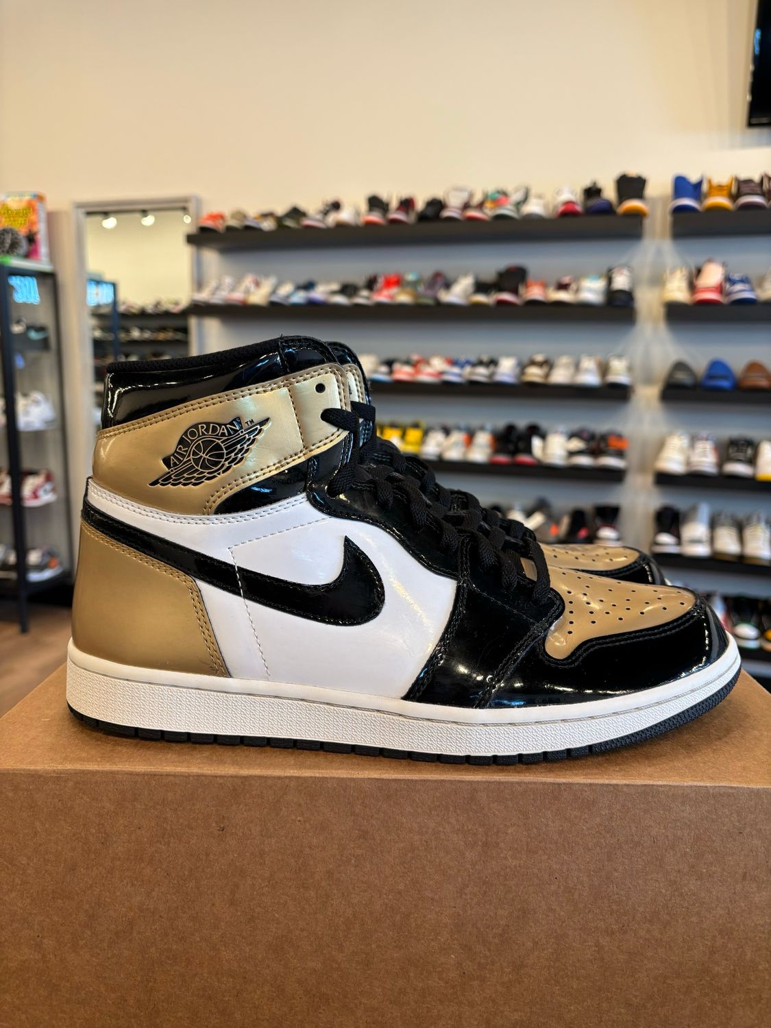 Jordan 1 Gold Toe NRG Size 11 Pre-Owned (No Box)
