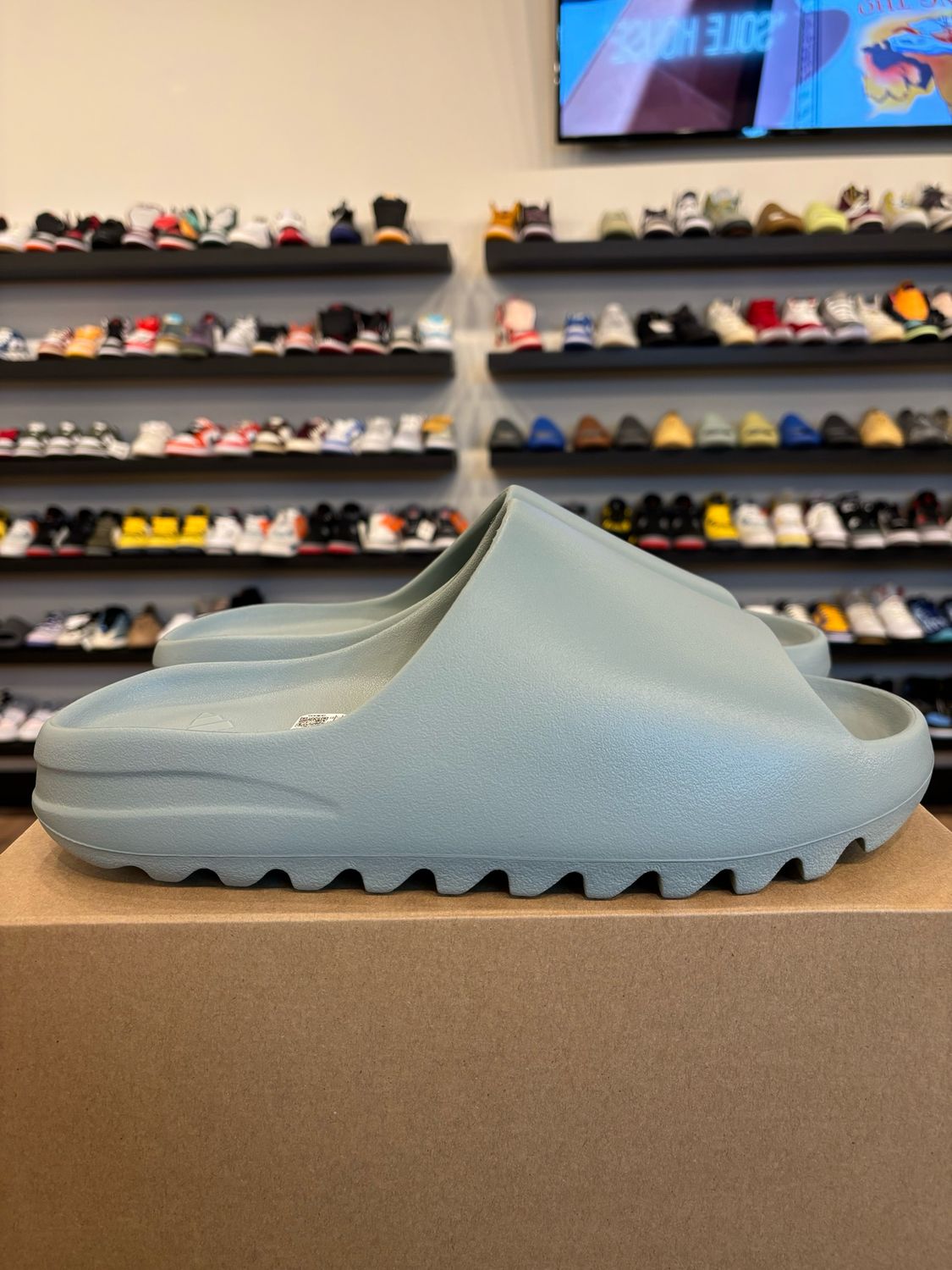 Yeezy Slide Salt Size 13 Brand New