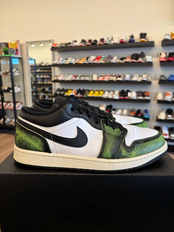 Jordan 1 Low Wear Away Green Size 12 Pre-Owned