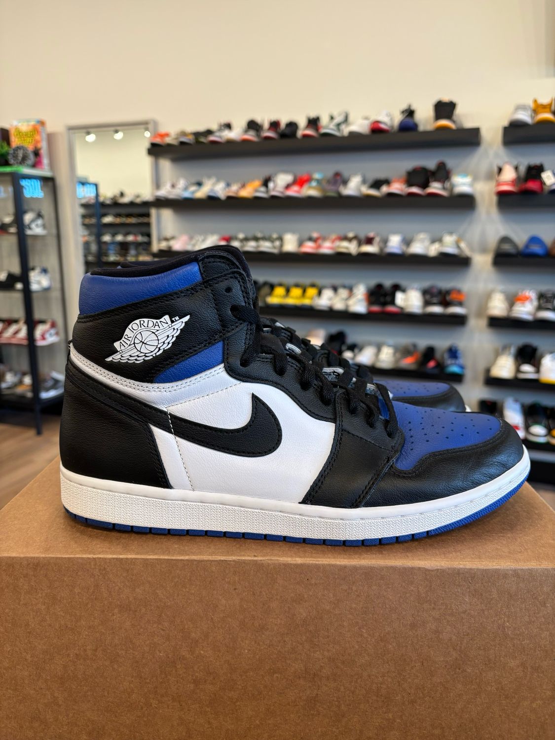 Jordan 1 Royal Toe Size 11 Pre-Owned (No Box)