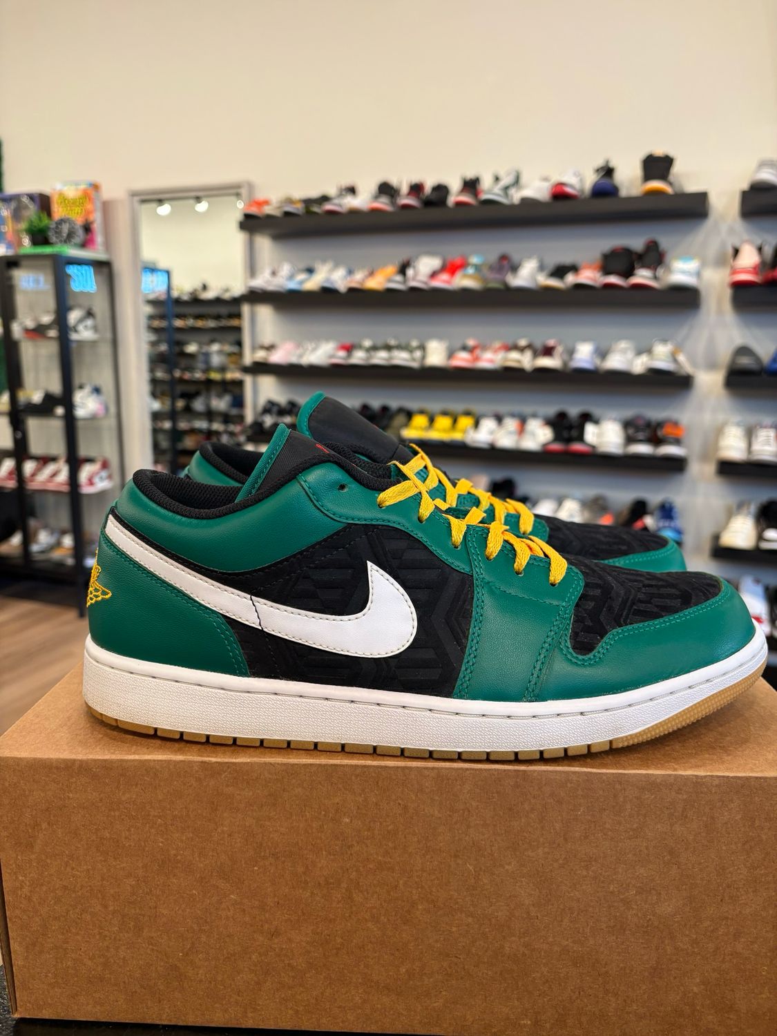 Jordan 1 Low Christmas Size 12 Pre-Owned (No Box)