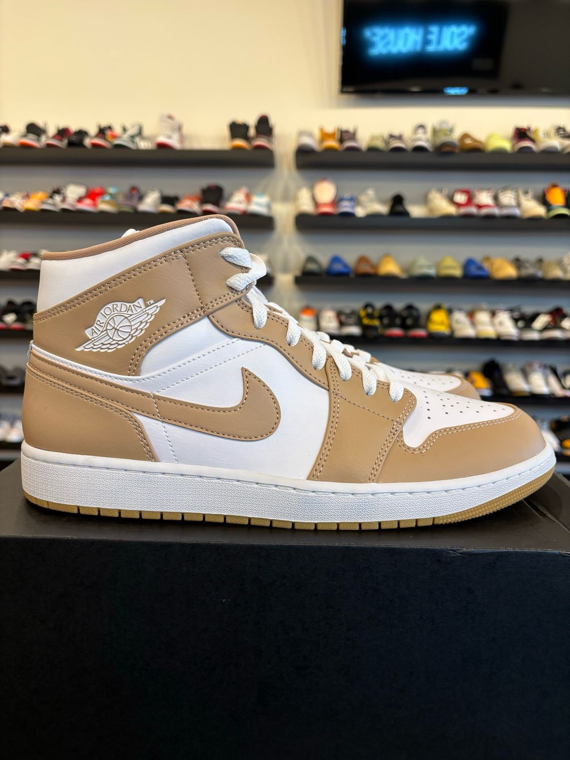 Jordan 1 Mid Tan Gum Size 12 Brand New