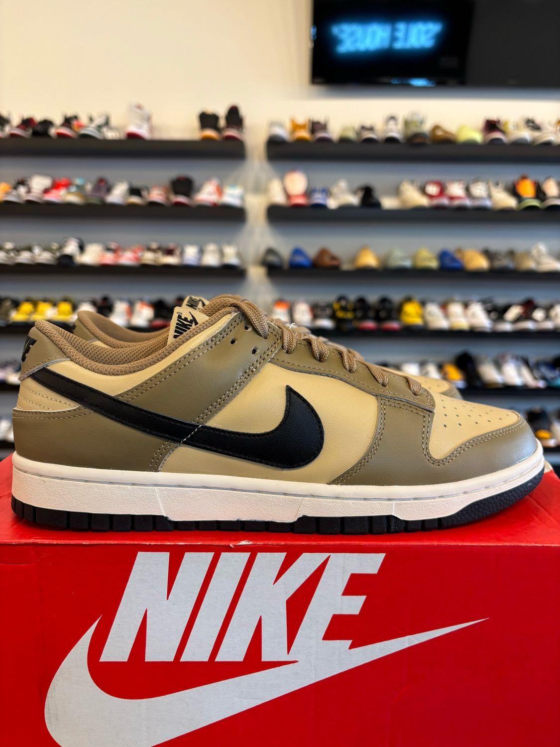 Nike Dunk Low Dark Driftwood Size 7.5 (9W) Brand New