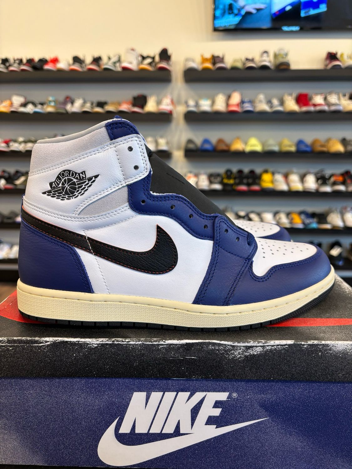 Jordan 1 Rare Air Blue Size 10.5 Brand New