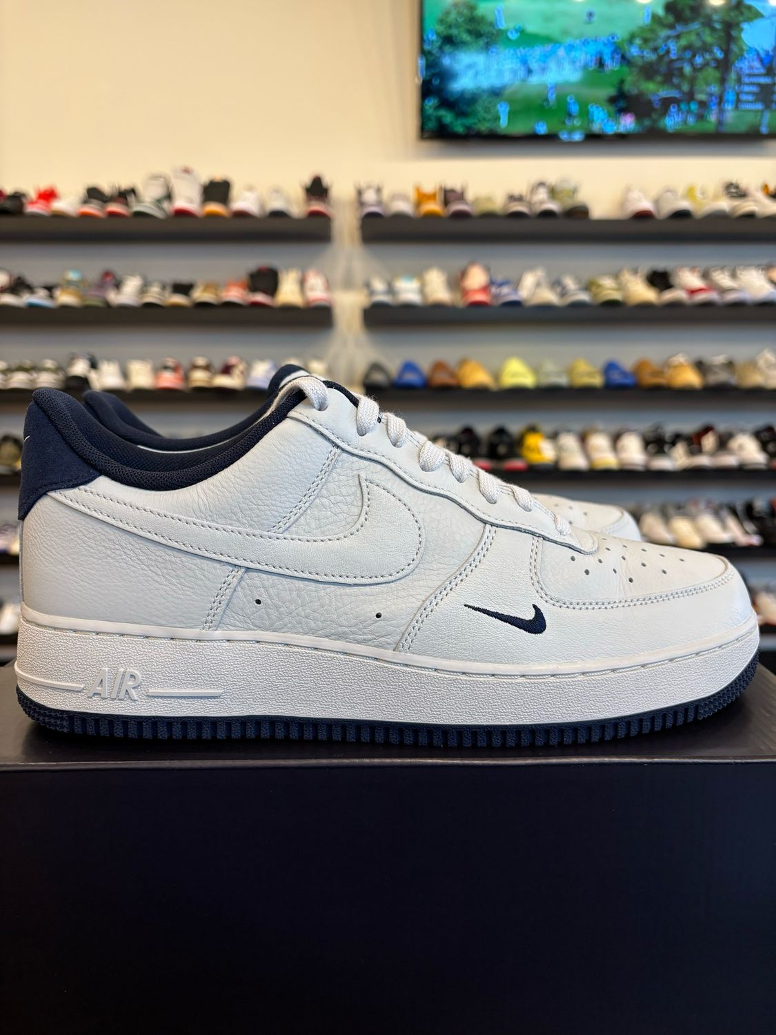 Nike Air Force 1 Photon Blue Size 10 Pre-Owned