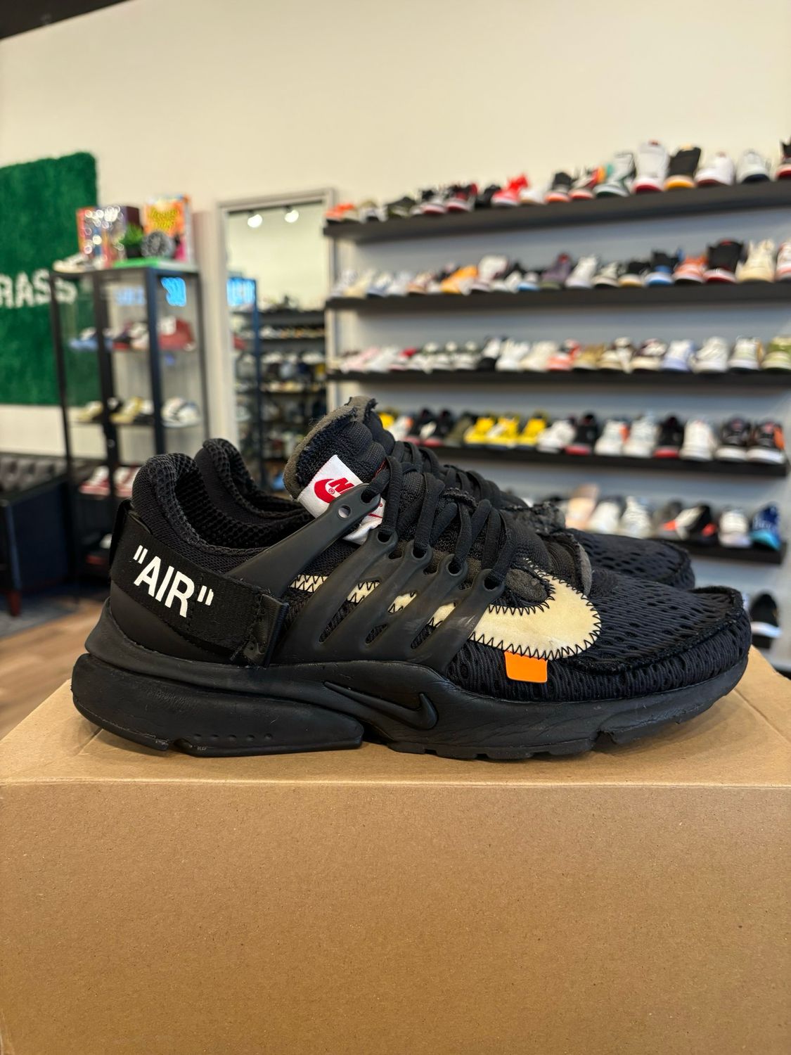 Nike Off-White Presto Black Size 9 Pre-Owned