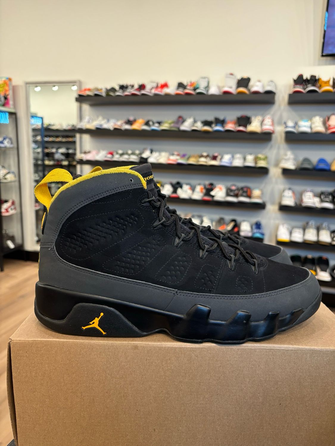 Jordan 9 Charcoal Size 12 Pre-Owned (No Box)