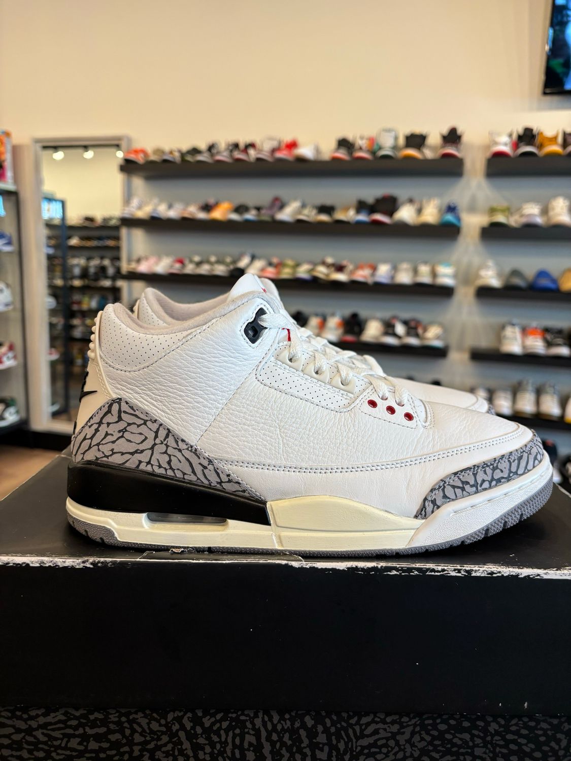 Jordan 3 Reimagined White Cement Size 8 Pre-Owned