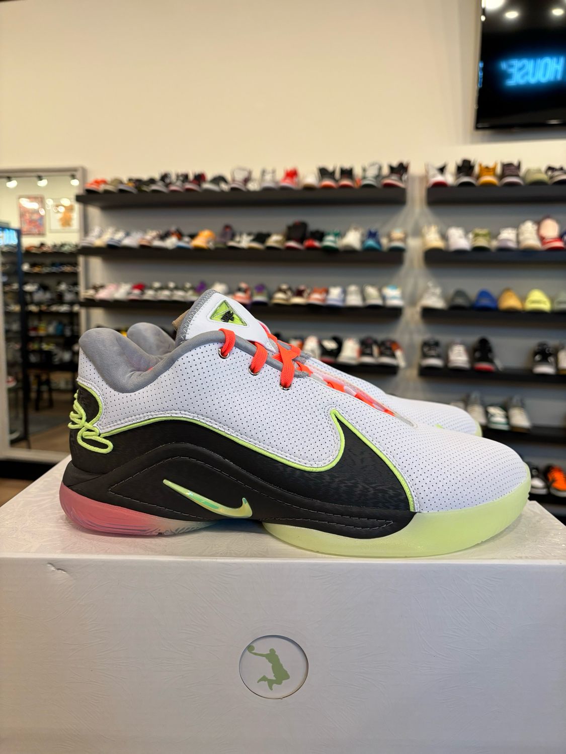 Nike Lebron 22 Moonlight Size 11 Brand New