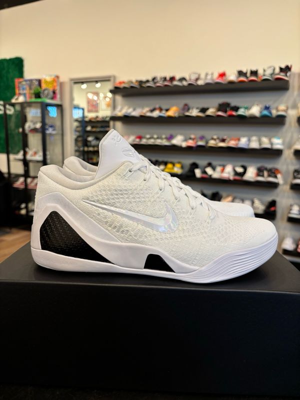 Nike Kobe 9 Low Halo Size 9 Brand New
